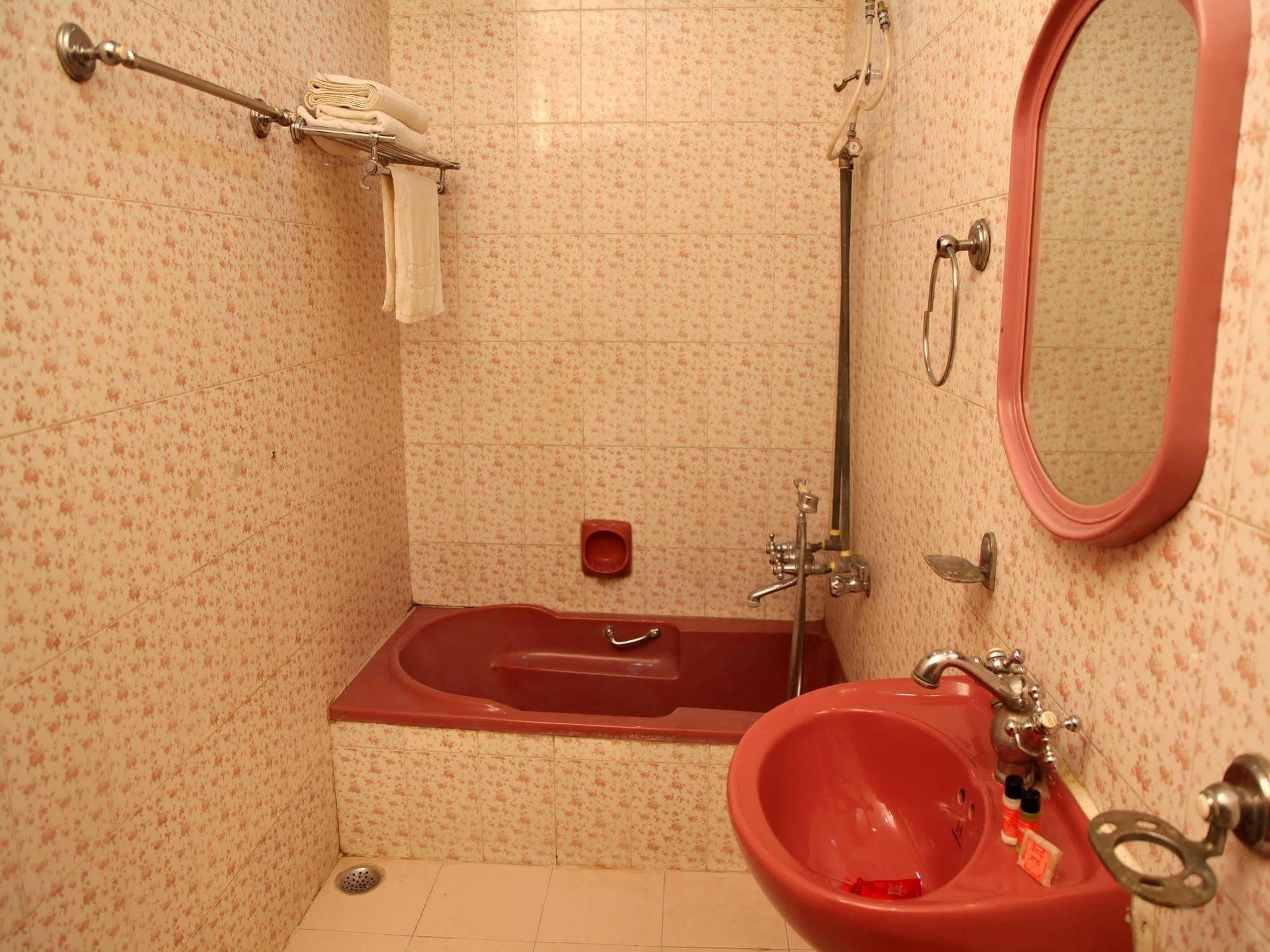 Hotel Imperial House Allāhābād Junction 外观 照片